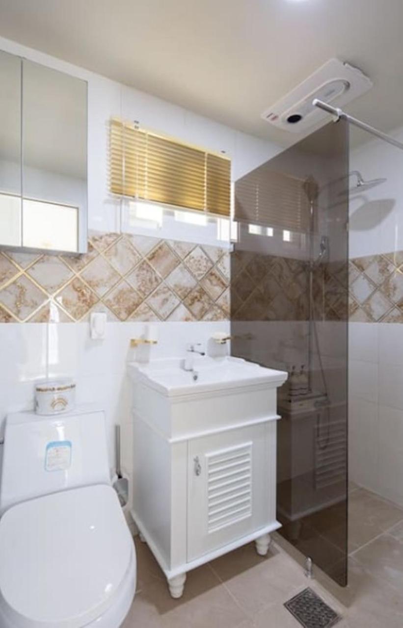 Hanihaus Sinchon-Ri Чеджу Екстериор снимка
