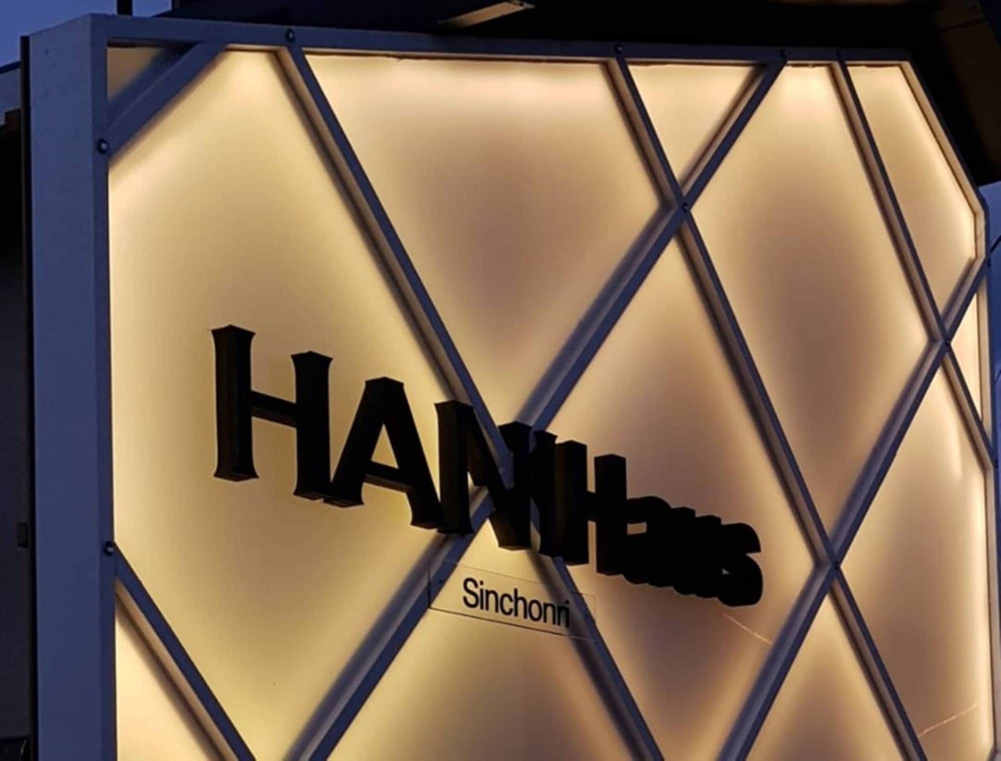 Hanihaus Sinchon-Ri Чеджу Екстериор снимка